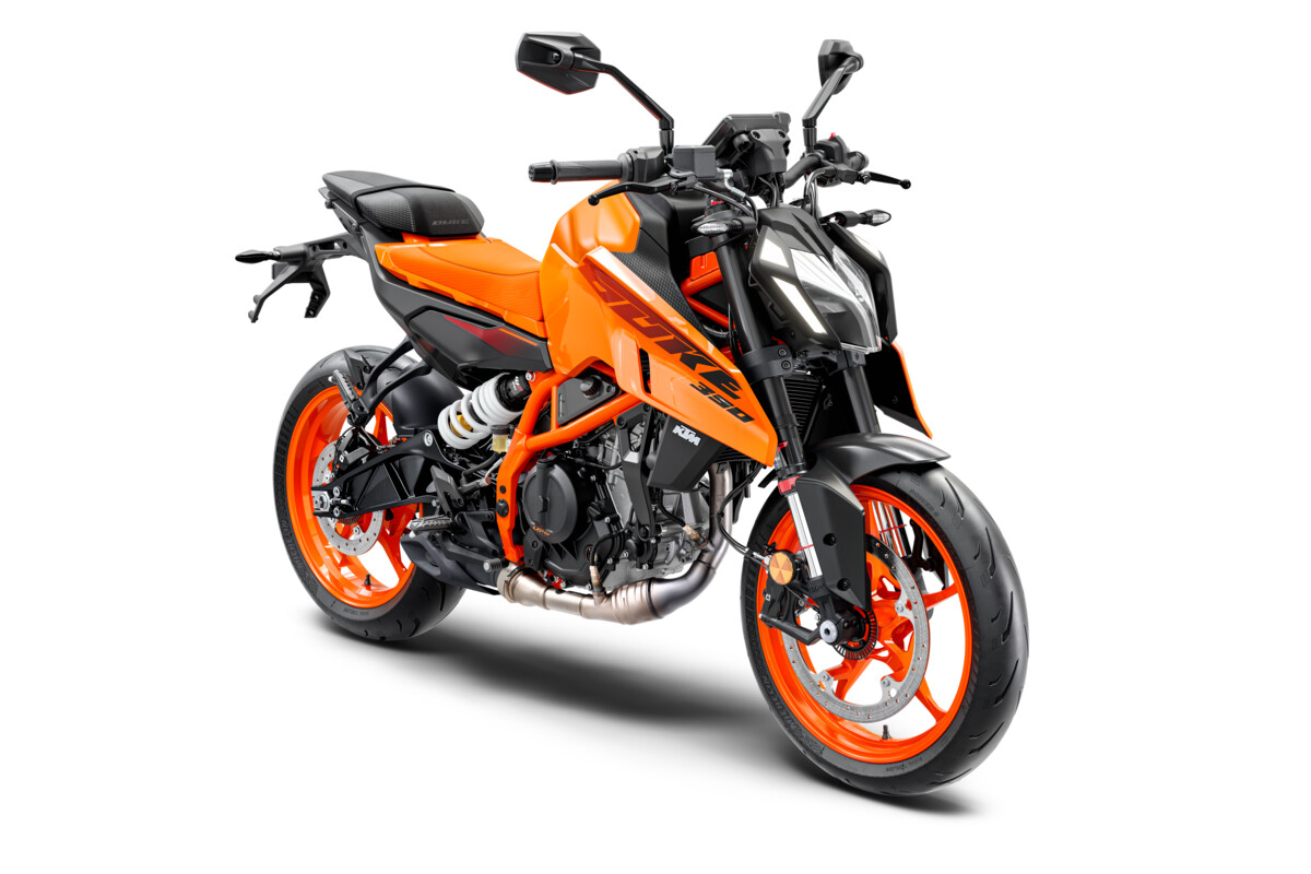 390 Duke 2025