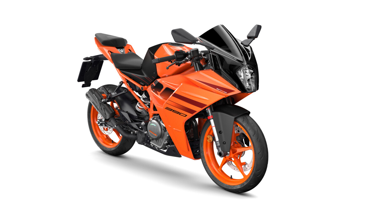 RC 390 2024